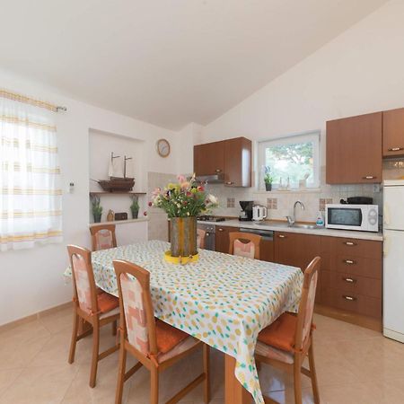 Apartmani Lenka Ugljan Exteriér fotografie