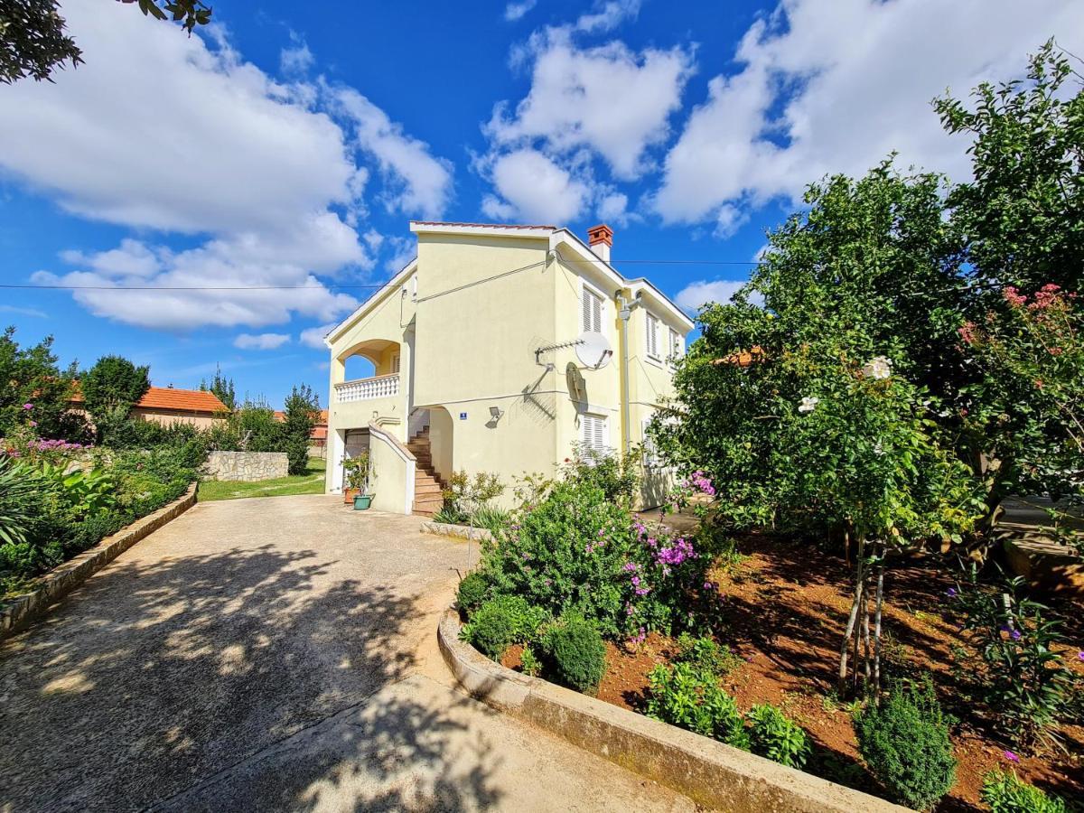 Apartmani Lenka Ugljan Exteriér fotografie