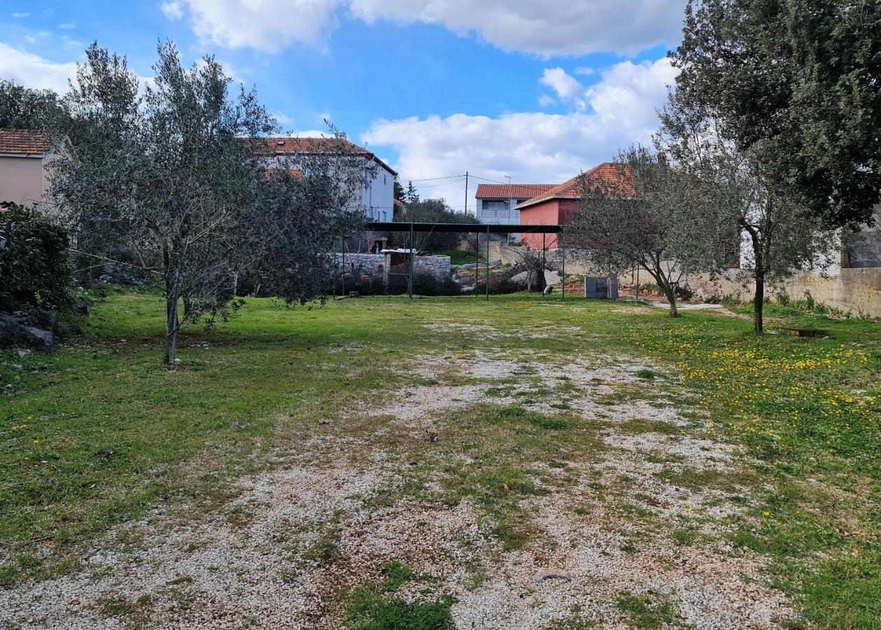 Apartmani Lenka Ugljan Exteriér fotografie