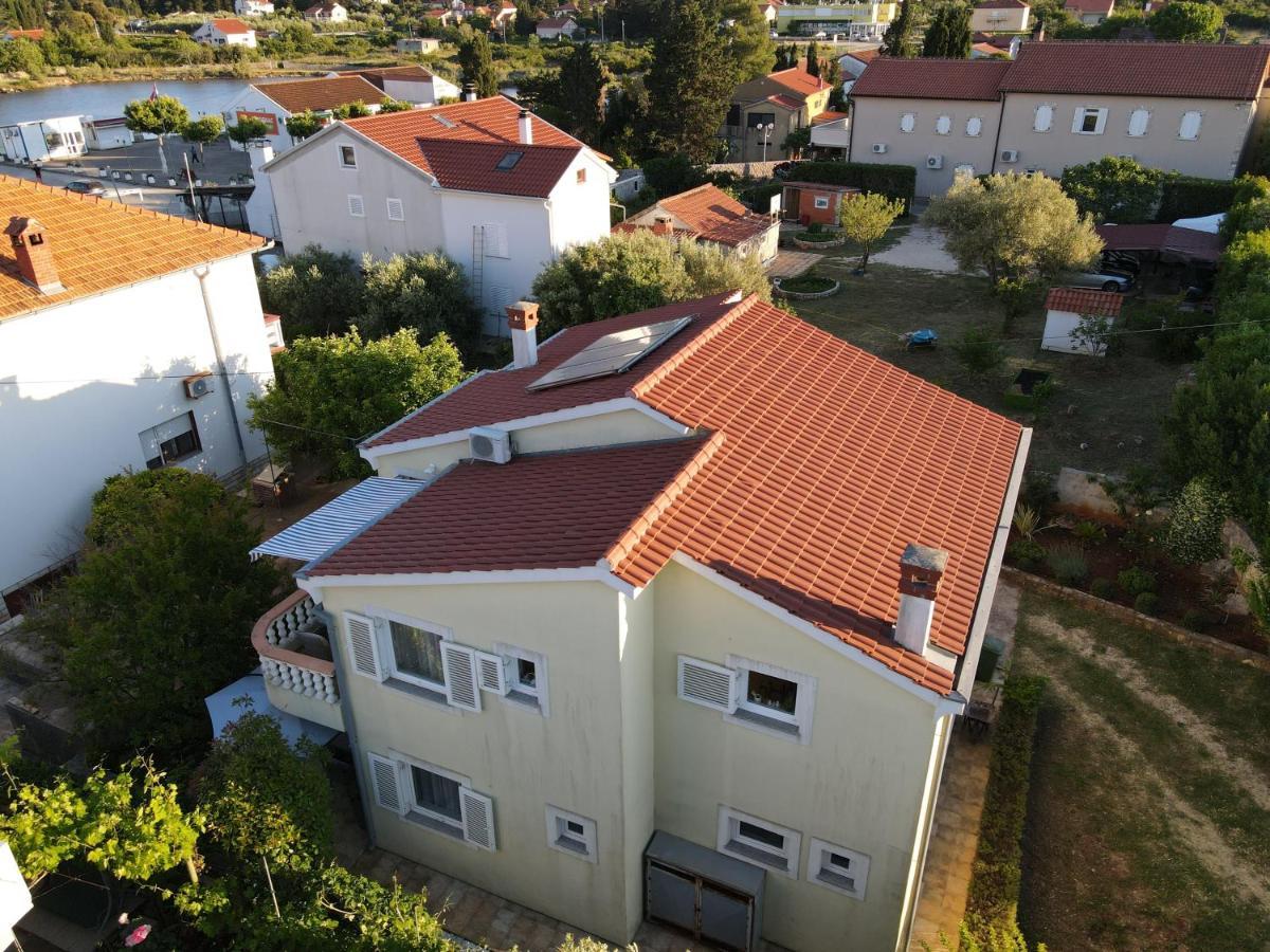 Apartmani Lenka Ugljan Exteriér fotografie