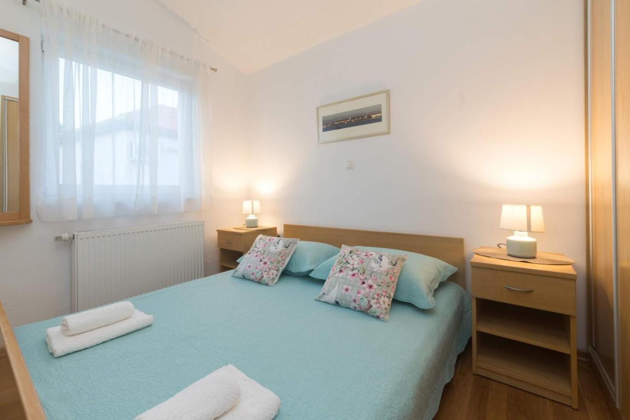 Apartmani Lenka Ugljan Exteriér fotografie
