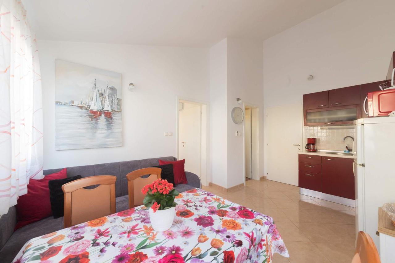Apartmani Lenka Ugljan Exteriér fotografie