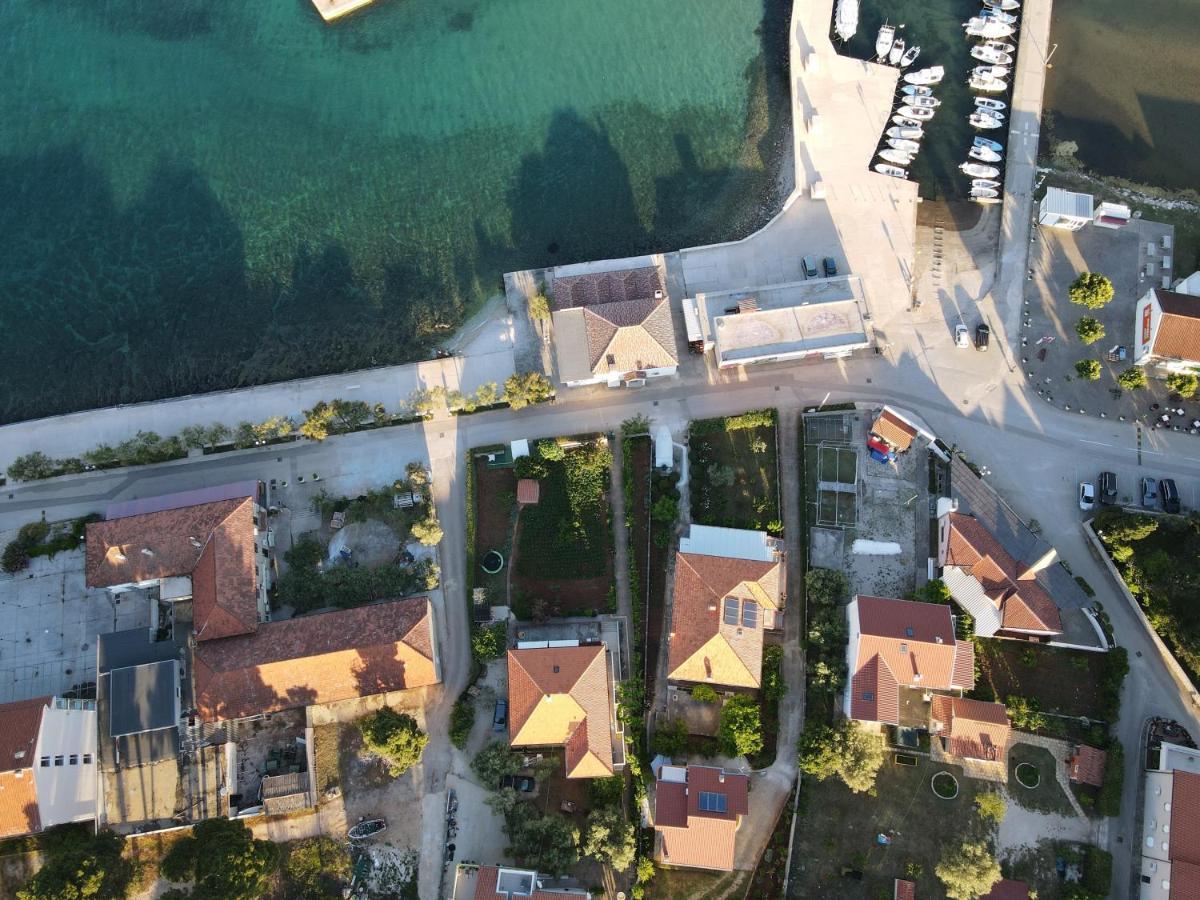 Apartmani Lenka Ugljan Exteriér fotografie